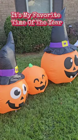 Halloween is my favorite time of the year #happyhalloween #halloweendecor #spookyseason #halloweeninflatables #jackolantern 