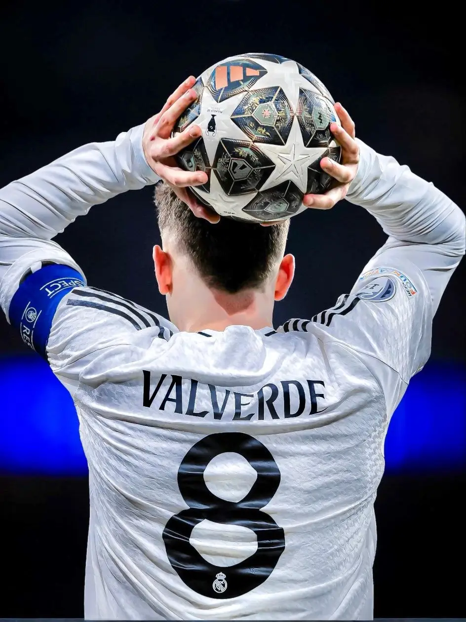 #Realmadrid #valverde #wallpaper #halamadrid 