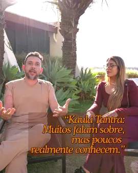 Você também sonha em encontrar um mestre real?  Hoje em dia, há muitas informações sobre o Kaula Tantra na internet. Mas poucas delas enfatizam a real essência desta tradição milenar. O Kaula é muito além do prazer e do desfrute material - é um caminho iniciático.  Por isso, o renascimento do Kaula autêntico exige o retorno à origem iniciática e filosófica do tantra. E para isso, precisamos de um mestre autêntico.  É pensando nisso que pela primeira vez, o nosso grande mestre Yogi Prakash está vindo diretamente do Nepal para nos iniciar no caminho da serpente. Uma oportunidade rara e inédita. Faça parte deste momento que vai transformar o cenário do Tantra aqui no Brasil. Comente “Tantra” para participar da nossa seleção. #kaulatantra #tantra #tantrayoga #tantraclassico 