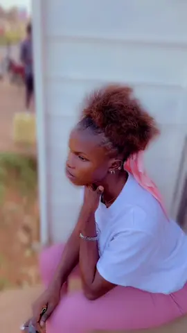 Tell mi wat u see 🤗🫣🙄#goviral #trend #fyppppppppppppppppppppppp 