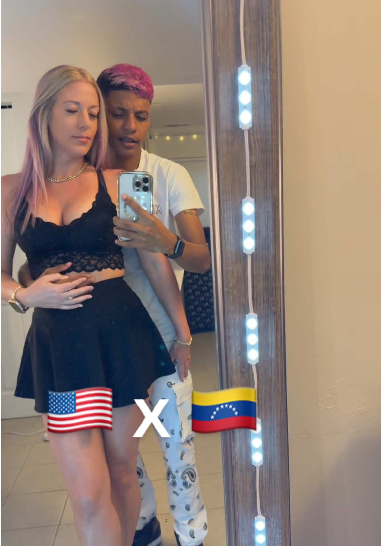 Arréglate mami que hoy salimos juntos 💕 #fyppppppppppppppppppppppp #paratiiiiiiiiiiiiiiiiiiiiiiiiiiiiiii #gringa #latino #viralvideo 