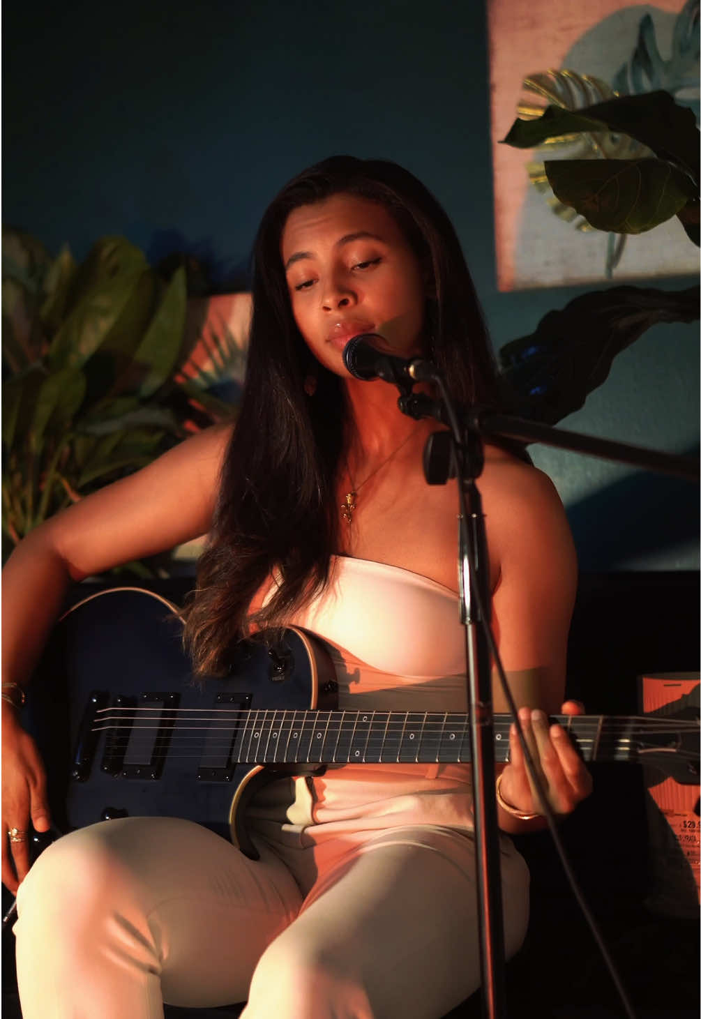 Solitude ~ Billie Holiday ❤️ hope everyone had a safe Labor Day weekend!  #electricguitar #guitartok #singer #mira #fyp 
