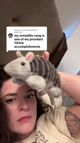 Replying to @hoovdaddy0505 #randythearmadillo #armadillo #nashville #wildlife 