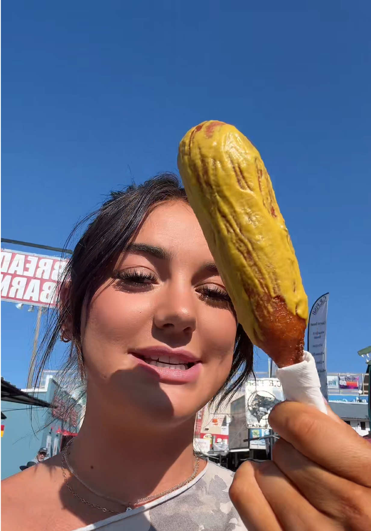 so much fair food so little time 😭🤧💘 #bellybites #pregnantlife #pregnant #cravings #statefair 