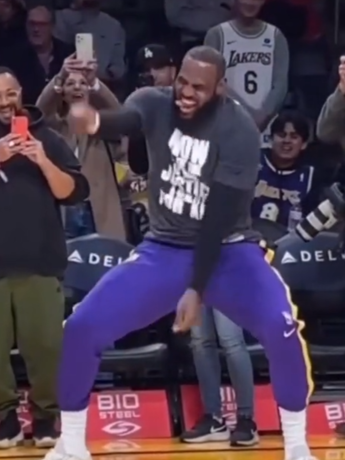my mine son✌🏻😹 #blowthisup #fypage #lebronjames #meme #fineshyt 