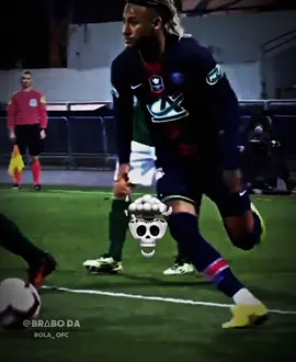 O melhor ponta esquerda do mundo 😮‍💨 #neymar #neymarjr #skills #futebolbrasileiro #dribles 