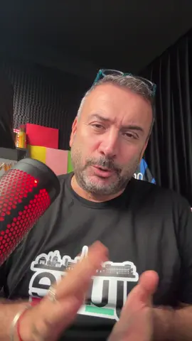 Fenerbahçe teknik direktörü bir Alman olur mu?  Alman Disiplini, Sarı-Lacivert Tutku: Daum’dan Sonra Hoeneß (Hoenes)  #fenerbahçe #sebastianhoeneß 