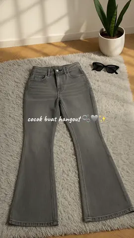 jeans cutbray wanita terlaris saat ini🫵🏻✨🧚🏻‍♀️🫧🩶#outfitinspiration #fyp #celanajeanscutbraywanita #oufitideas #terlaris 
