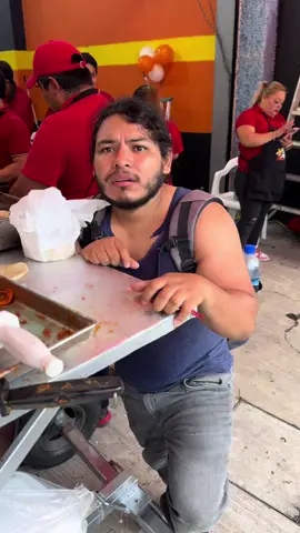 2 taquitos por 1 #trevorius2025 #tacosalpastor 