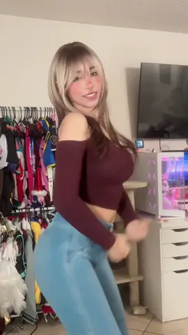 Never seeing me in jeans again for a couple of years #dance 