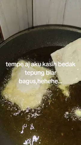 tempe aj d tepungin..biar menarik.
