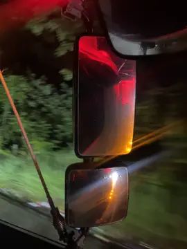 #nochesitas😘✌️🌚 #altoflow💜💯 #elsueñodeunniño😍🙌 #pesadosdeguatemala🇬🇹😎✌ #camionesconestilo 