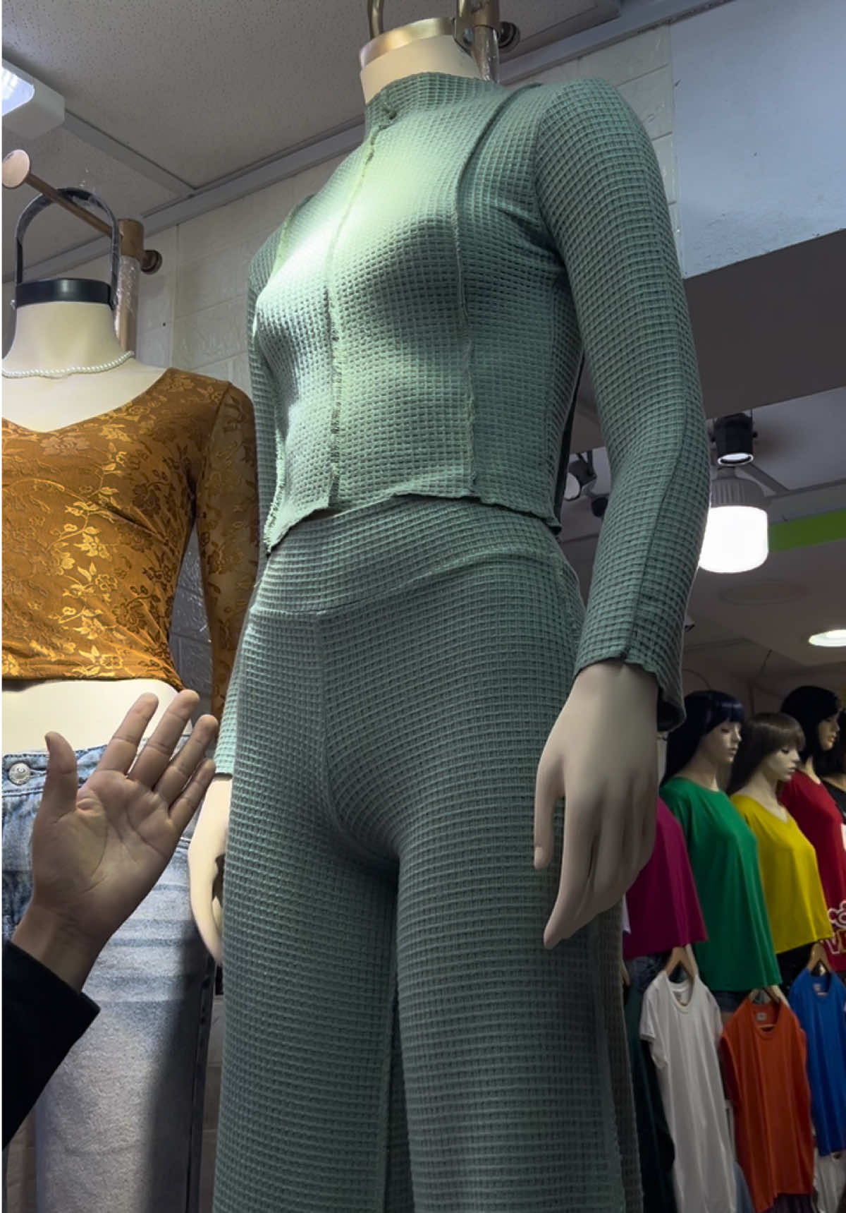 Nos pueden encontrar en la galería Santa Lucía piso 6 sntd 604 int 7 #gamarramayorista #santalucia #girl #moda #girl 