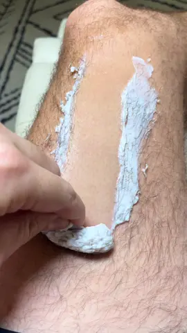 Finally found something that doesn’t give me severe burn and stink up my entire bathroom  #flamingohairremoval #hairremoval #hairremovalcreams #flamingohairremovalcream 
