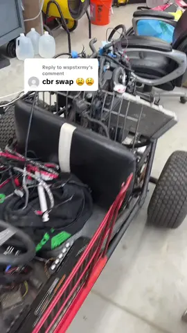 Replying to @wspstxrmy you asked, I delivered #shoppingcart #gokart #honda #cbr #fyp 