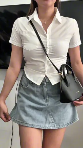 #croptoppolo #womenpolo #polobuttondown #collegestyle #fyyyypp 