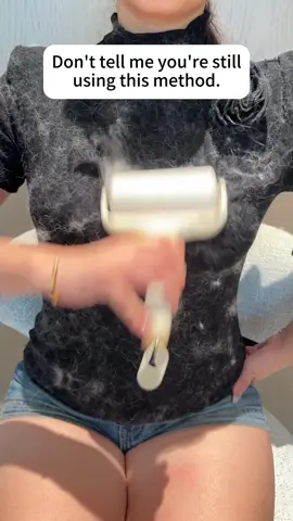 if you have pets and they shed at all,this will save you SO much time!🐈😽#cathairremoval #cathair #cathaireverywhere #pethair #pethair 