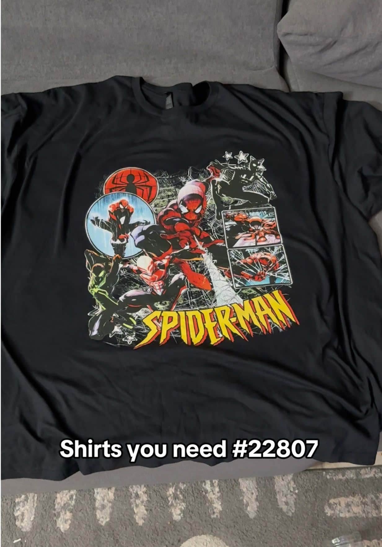 Spider-Man is my favorite superhero character honestly 🕷️🕸️❤️ get this shirt by clicking the link! ☝️ #spiderman #shirt #tiktokshop #foryoupage #viralvideos 