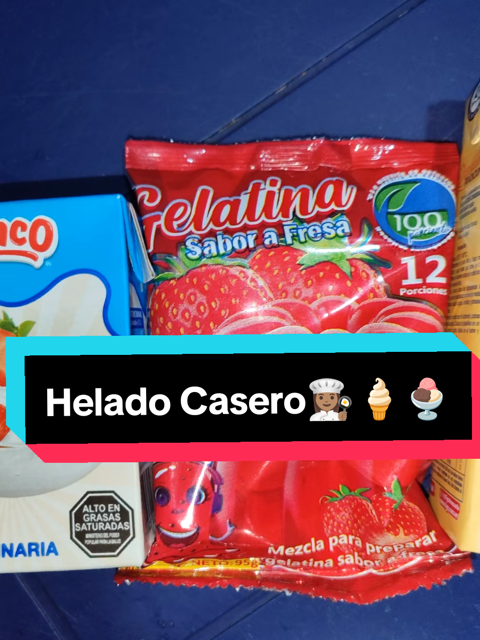 Delicioso helado casero🍨🍦🥰.. Si te gusto SIGUEME y dale❤️🥰 Ingredientes: Gelatina del sabor de tu preferencia yo use fresa (90gr) Crema de leche 200gr Leche Condensada 395gr Agua caliente 450ml #emprendimiento #helados #heladocasero #apoyoplissssssssssssss💞 #videoviral 