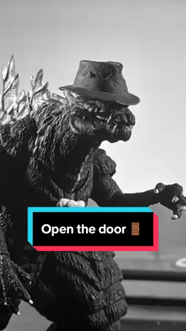 Open the door 🚪 #shmonsterarts #stopmotion  #thethreestooges #godzilla #meme 