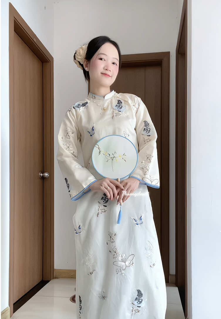 Áo dài cách tân #aodai #aodaicachtan #thuongclosett #aodaitet #aodaicuoi 