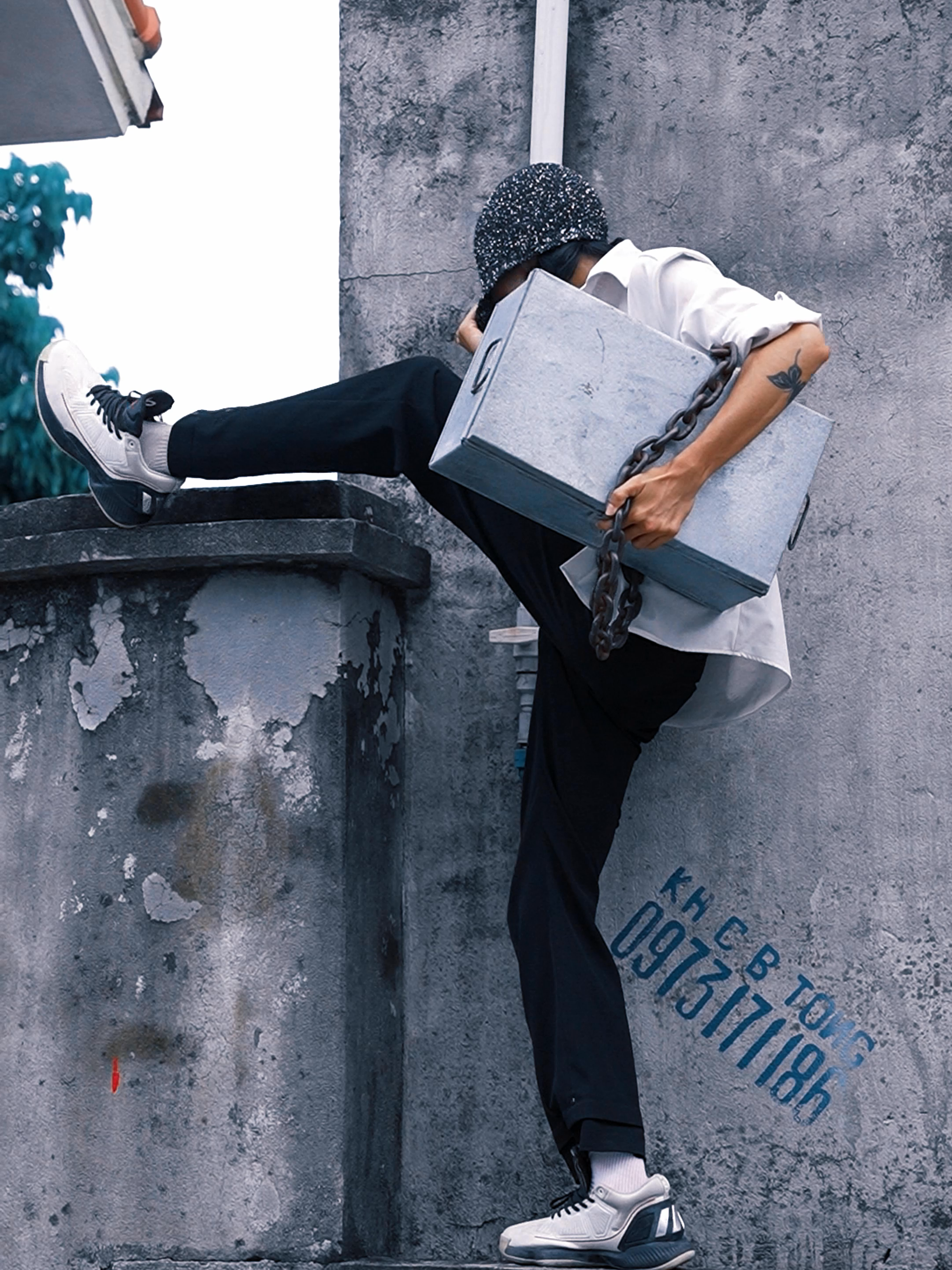 The thief met the locksmith | Oppa Huy #huyseoul