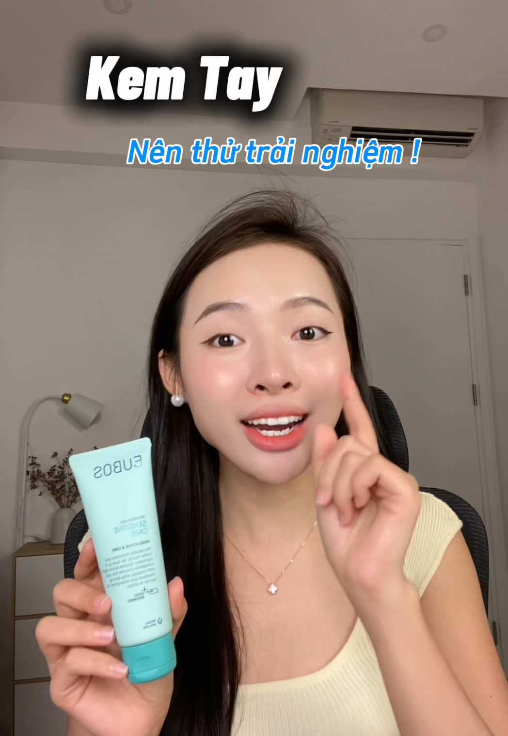 Nên dùng kem tay đi mấy bà #kemtay #kemduongdatay #eubos #reviewlamdep #vananhonni 