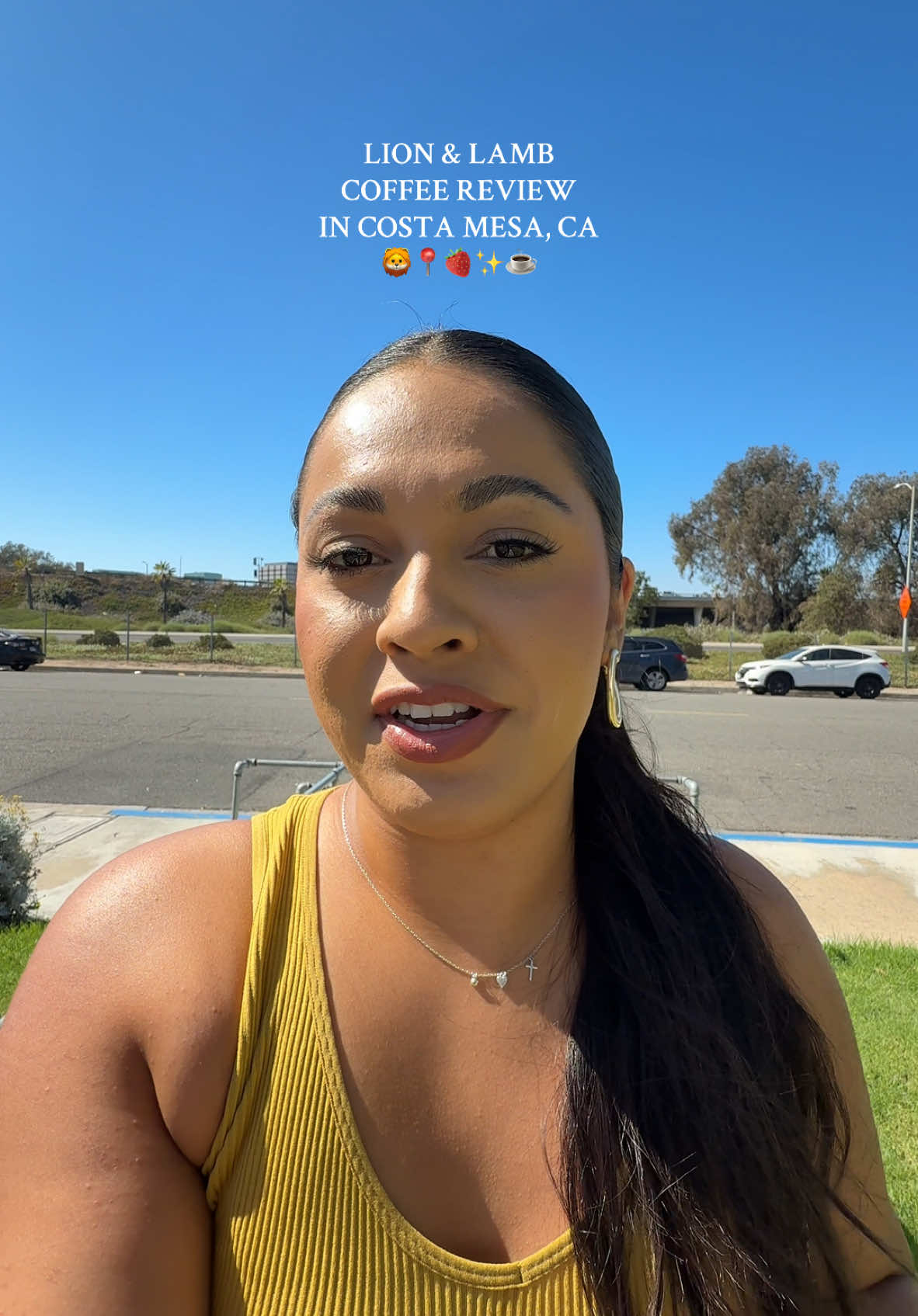 A hidden gem! They had tons of room to study here too, or just to hang out!😌🤏🏽 #costamesa #lionandlamb #coffeereview #SmallBusiness #coffeeshops 