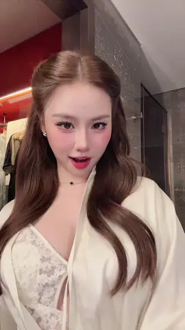 Nốt nháp lần cuối .Đang quay mà cứ hỏi hỏi😂