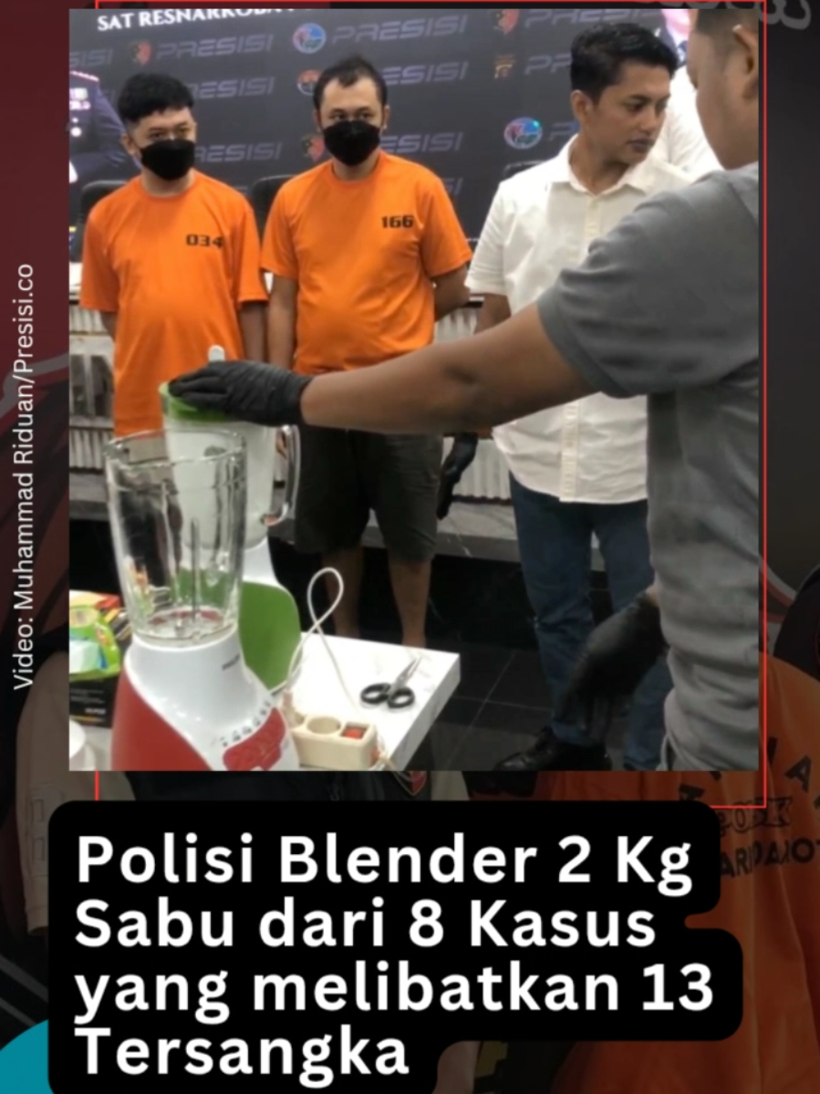 Polresta Samarinda memusnahkan barang bukti narkotika jenis sabu seberat 2,025 gram atau sekitar 2 kilogram. Pemusnahan berlangsung di aula Mapolresta Samarinda pada Rabu 3 September 2025, dipimpin langsung oleh Kapolresta Samarinda, Kombes Pol Hendri Umar. Barang bukti tersebut dimusnahkan dengan cara diblender di hadapan aparat penegak hukum, termasuk para tersangka yang diminta ikut memusnahkan sabu hasil sitaan. #kasusnarkoba #polrestasamarinda #samarinda #kalimantantimur #stopnarkoba 