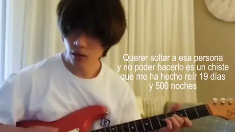 Es muy raro pq esa mañana era mi todo y por la noche ya no éramos nada. Estoy intentando superarlo pero el tampoco ayuda, no puedo ser amigo de alguien al que ame más que a mí propia vida.  .  .  .  .  .  #kpop #tomorrow_x_together #beomgyu #podercerdito❤️ #pov 