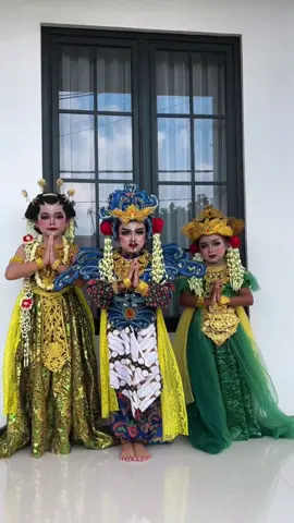 Delio.  #singadepok #indramayu #arakarakan #sisingaan #fyp 