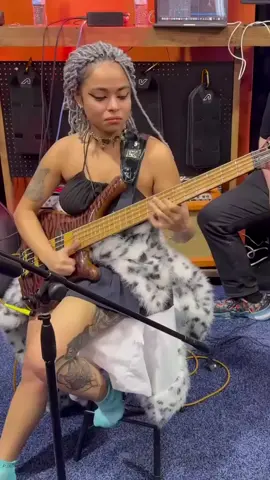 Would have been nice if the mic stand was not in front of me🙄 But anyway, came across a cool clip on YouTube so sharing it here with you all 💙Always playyng my favourite @mayonesguitars with @sitstrings and using @lkstraps This is a short clip from my performance at the @gruvgear booth at @thenammshow with @ginobanksofficial & @hartsuch   #newrelease  #BassPlayer  #slapbass 
