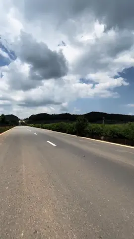 Đường vừa đẹp vừa dài như này max gps luôn#tien🦑 #xediendotrungquoc #xuhuong 