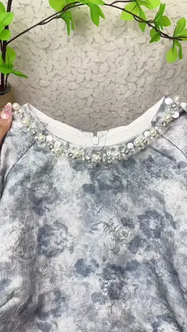 Áo dài tết gấm vân hoa cổ tròn phối ngọc trai dáng suông #aodaitet #aodaicachtan #aodaivietnam #thoitrang #fypシ゚ 