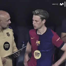 his hair.. ughh.. is soooo perfect. // #FRENKIEDEJONG // most underrated player itw // scp: @aineta★ // #4barcelona0 #foryou #barcelona #xyzabc // our number 21 