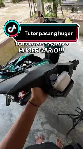 Tutorial pasang huger vario! Kunci2 yg dibutuhin t 10 obeng plus sama kunci L 5, tapi kalo pake isku udah ga repot semua kunci ada👍#variocincaule #tutorialpasanghuger #vario125 #fyp #IJAL 