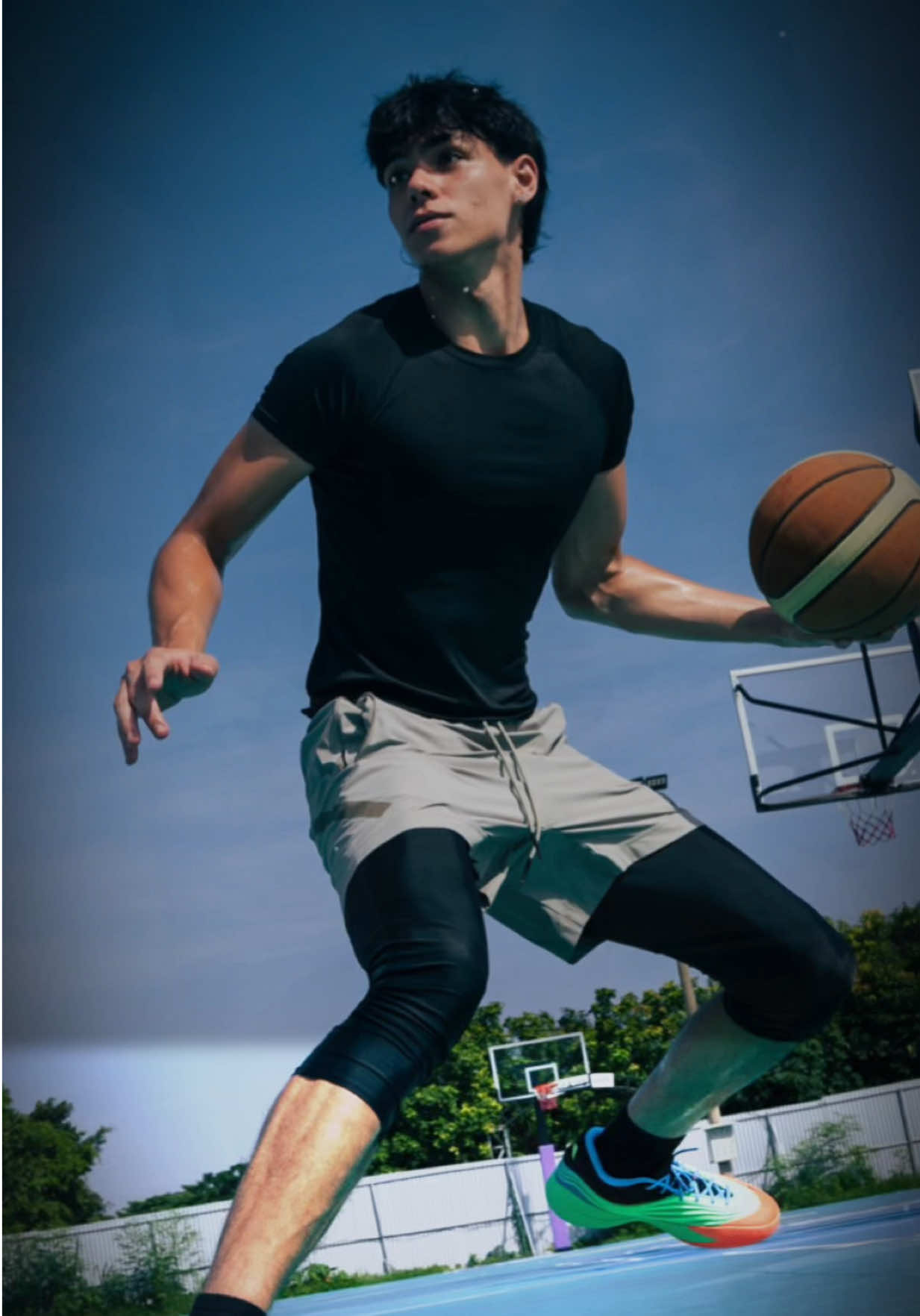 Chúc tôi may mắn playoff ngày mai đê :))