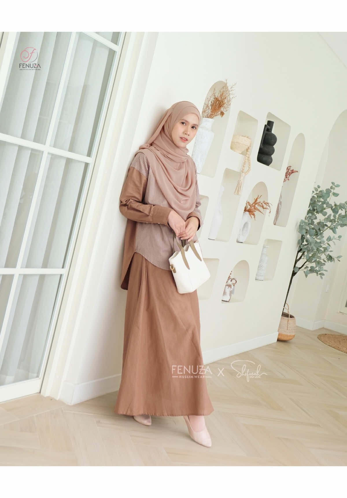 Momen ketika yg punya mata minus trs lagi ga pake kacamata tapi ada yg manggil 🫣 kadang suka dikira sombong karena ga nyaa huhuhu.. Km gini jg gak? #humor #fyp #gratisongkir #ootdfashion #oneset 