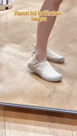 Kasut Kain Wanita Tapak Lembut  #sandalwanita #sandal #sneakers #kasut #shoes       