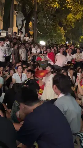 Chú công an ơi chú đẹp trai quá😄😄#a80quockhanhvietnam2025 🇻🇳🇻🇳