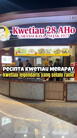 Kalau makan kwetiau, kamu lebih suka goreng atau siram? #kwetiau #kuliner #Foodie #food #fyp 