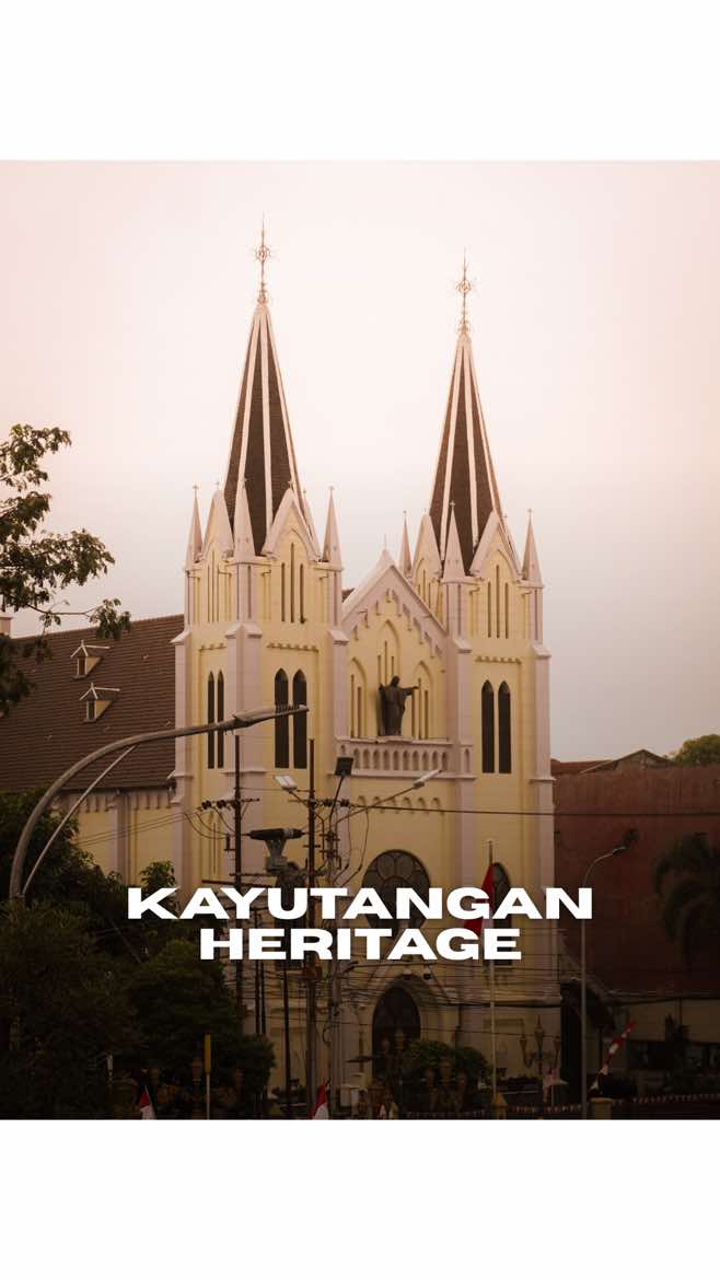 Kayutangan Heritage Malang - Shot on Sony A6400+Lens Kit 15-60mm Edit in Davinci #cinematic #videography #exploremalang #editvideo #kayutanganheritage 