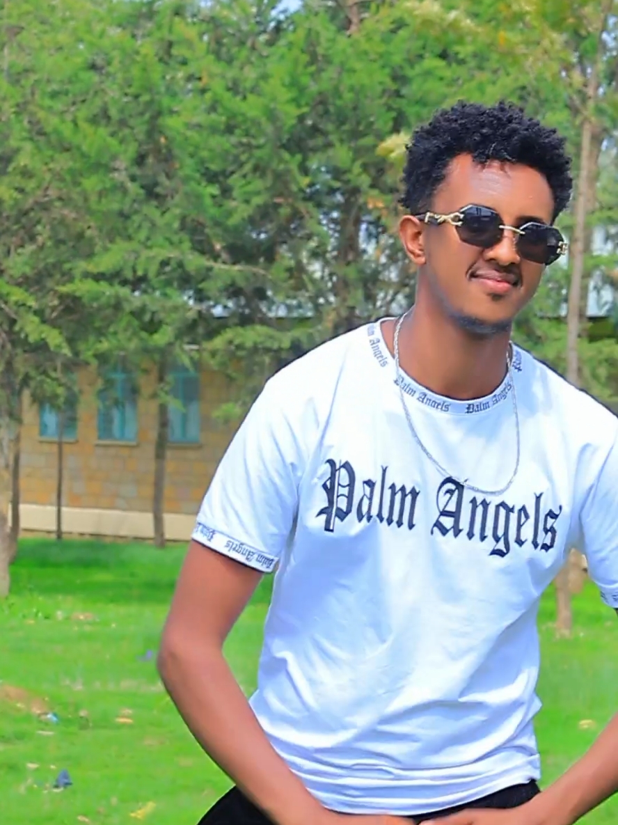 #ብረር_ብረር ከኣ በለኒ @AZU T,D,F💊🔥 @markan maki @Mule 💊💥 @ፍግርግር ባንድ @beki habeshawi✌️💪 #ትግራይ_ንዘለኣለም_ትነብር🙏 #ዓጋመይ❤💛💊 
