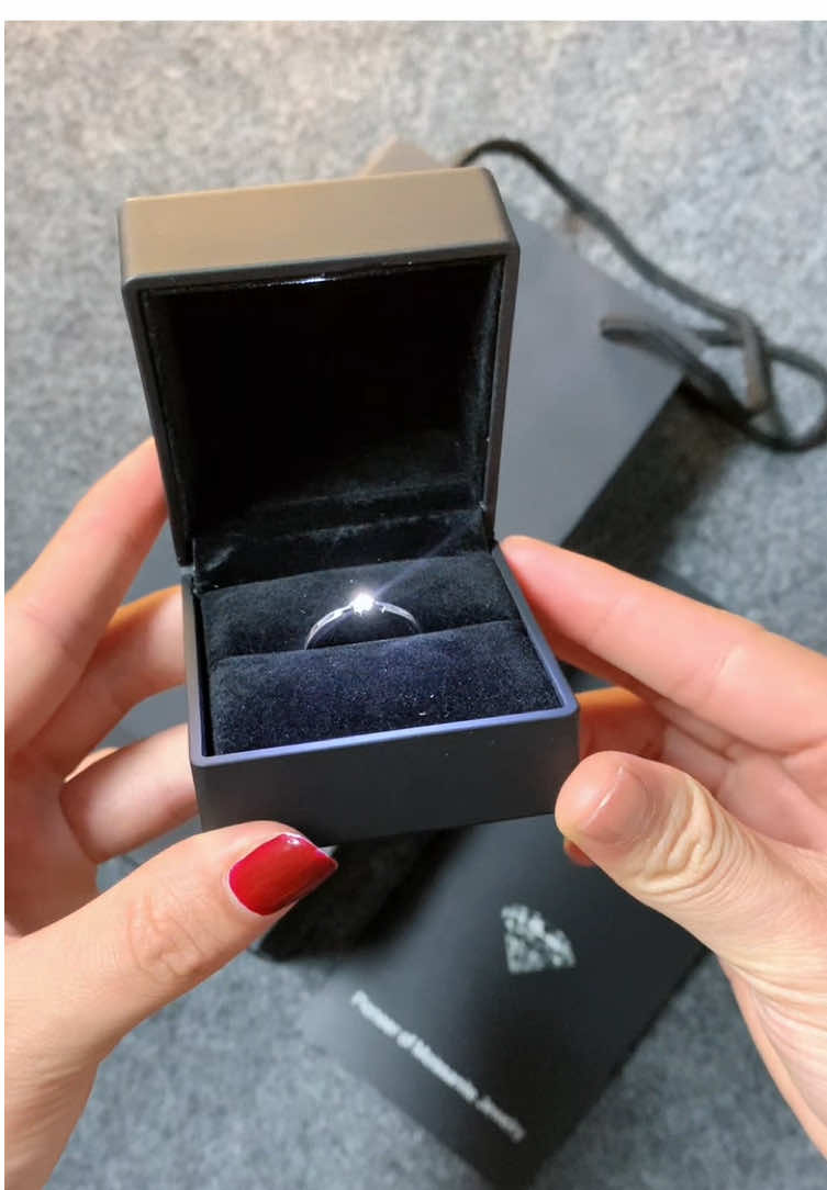 Cantik dan elegant banget😍🫶🏻 #roystone #cincin #cincincantik 