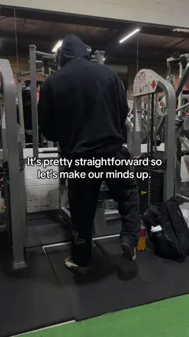 “2x may have a slight advantage for advanced lifters” oh you mean the lifters that only have higher end motor units left that can actually grow? The motor units that are the most fatiguing to use and atrophy the quickest while also needing 100% force output and stable exercises? Good luck recruiting those properly let alone growing those with a 45 degree row once a week for the whole back 🙏 @Keenanrmalloy @YO #kashi #gym #GymTok #fyp #viral 