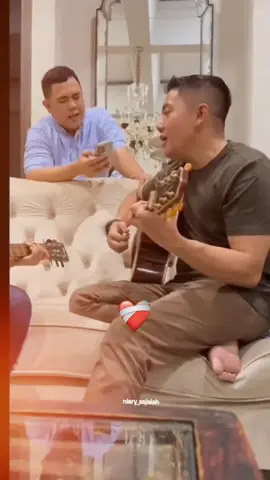 walau dunia membenci para cemut tetap disini #repost #teddyindrawijaya 
