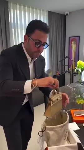 vallahi timsah kokuyor 444/500