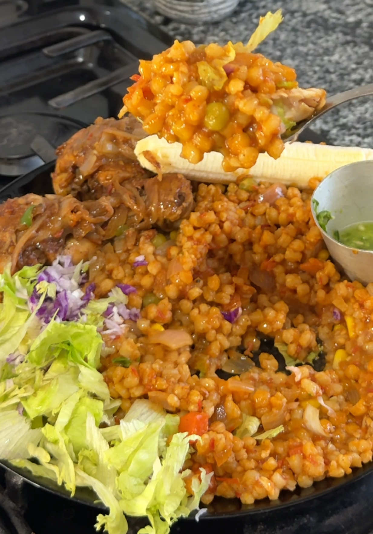 Cunto cafimaadleh iyo macaan 😋🥘#cuntomacan🥰 #qamadi#somalitiktok #cuntokaris #soomalitiktok🇸🇴🇸🇴🇸🇴🇸🇴🇸🇴🇸🇴😍 