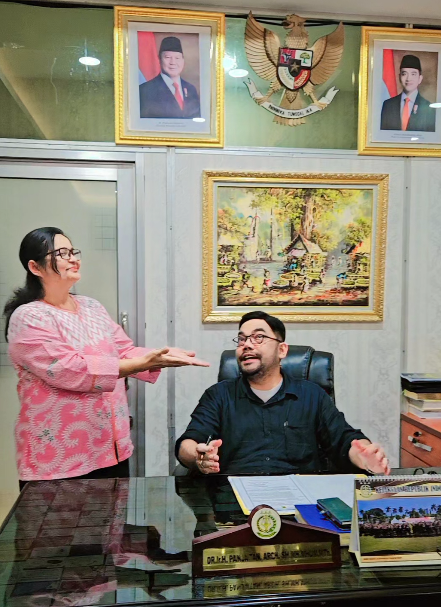 SALAM CINTA KASIH TUHAN..HIDUPLAH DALAM PERDAMAIAN DENGAN SEMUA ORANG..GBU..AMIN